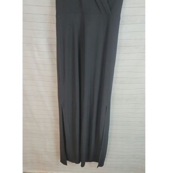 WHITE HOUSE BLACK MARKET SLEEVELESS V NECK MAXI DRESS IN BLACK, SZ 0 - Picture 3 of 15